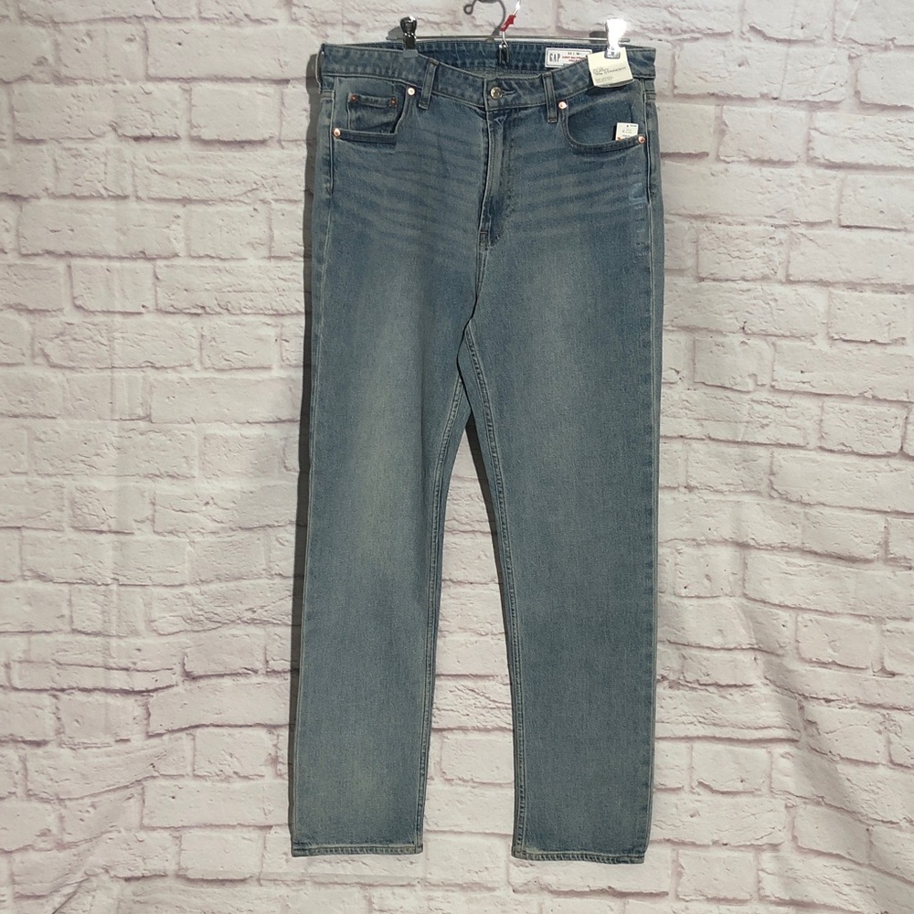 GAP Classic Straight Leg Curvy 90’s Low Stretch Jeans in Faded Blue women’s 16 L